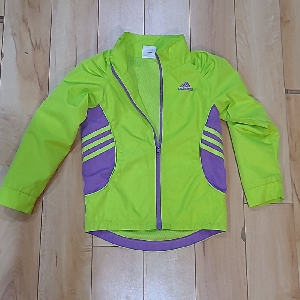 Adidas girls size 5 (I believe, see measurements) thin jacket